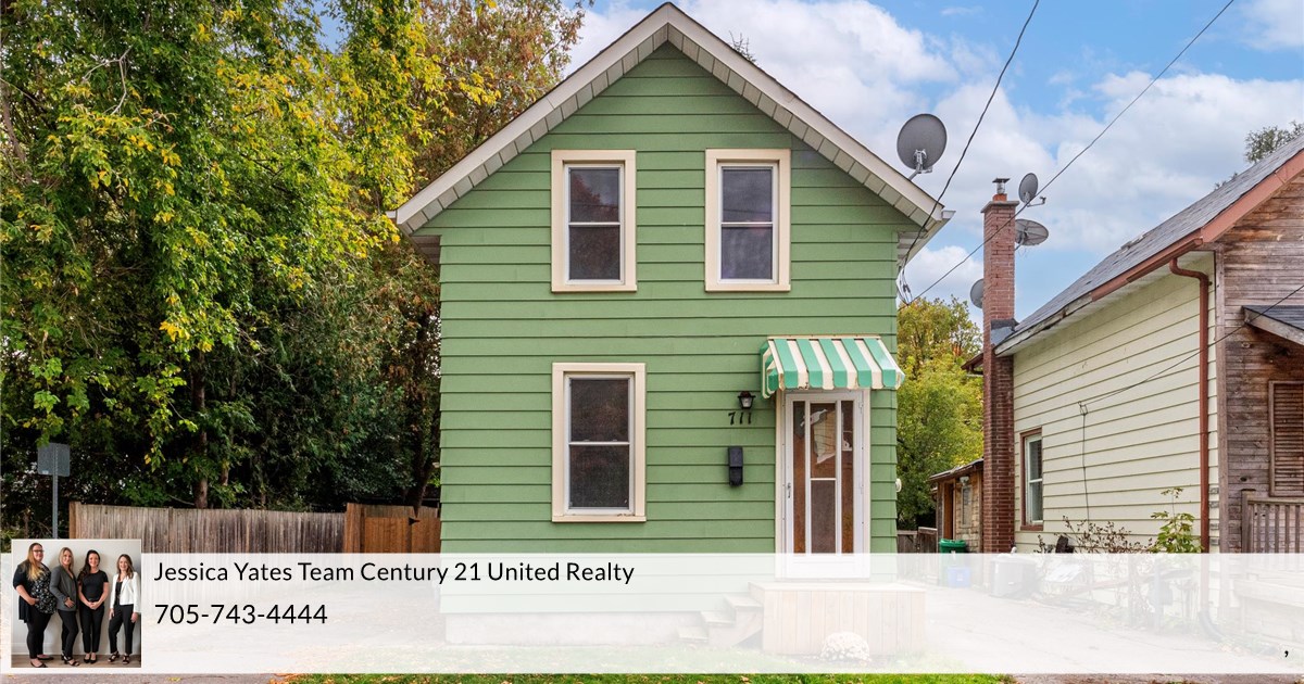 711 Chamberlain St, Peterborough, ON K9J 4M2